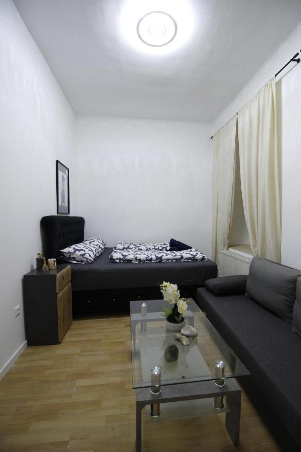 Comfort Triple Room Th Відень Екстер'єр фото